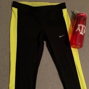 2 for $20 ✨ black/neon yellow nike leggings
